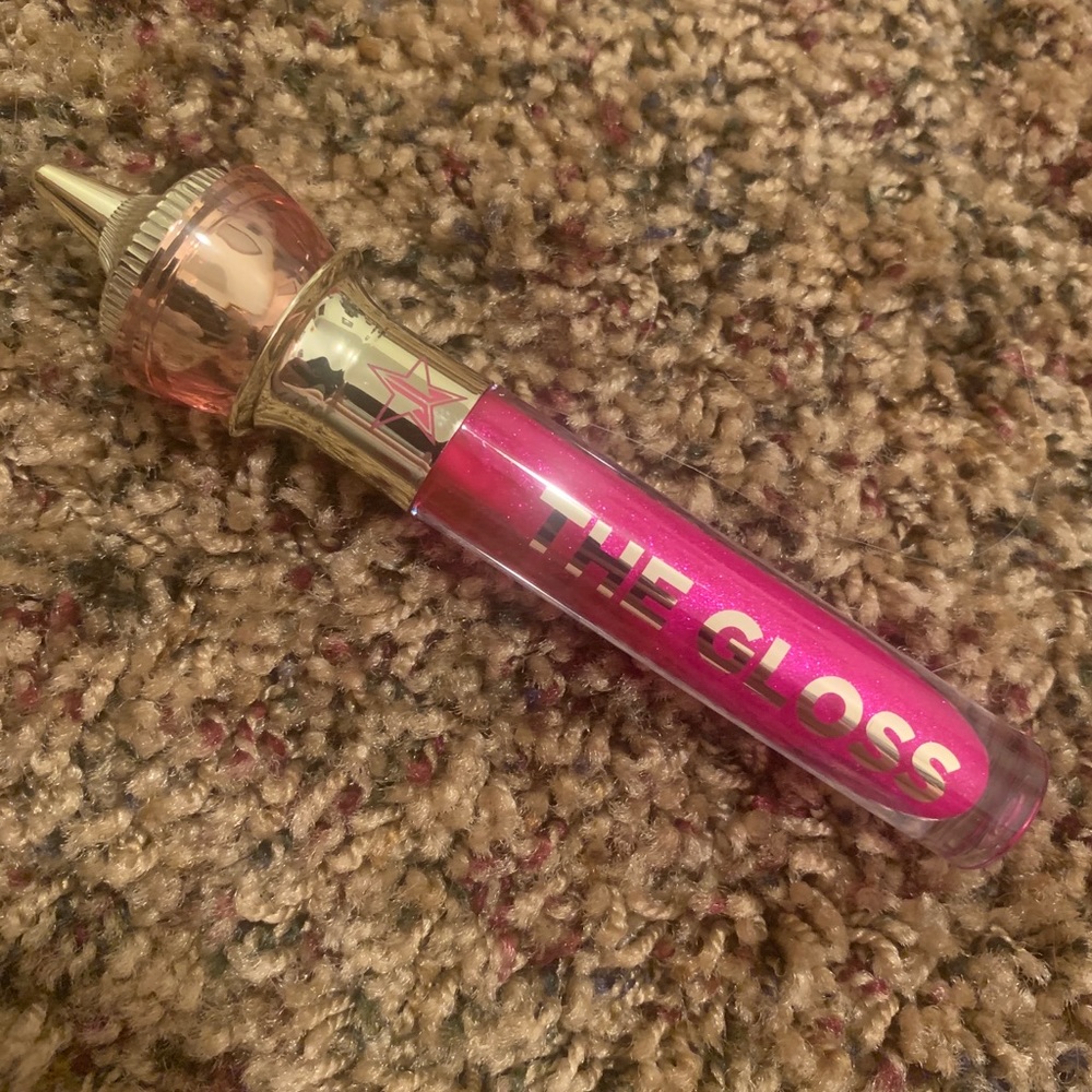 Jeffree Star’s The Gloss in Spank Me